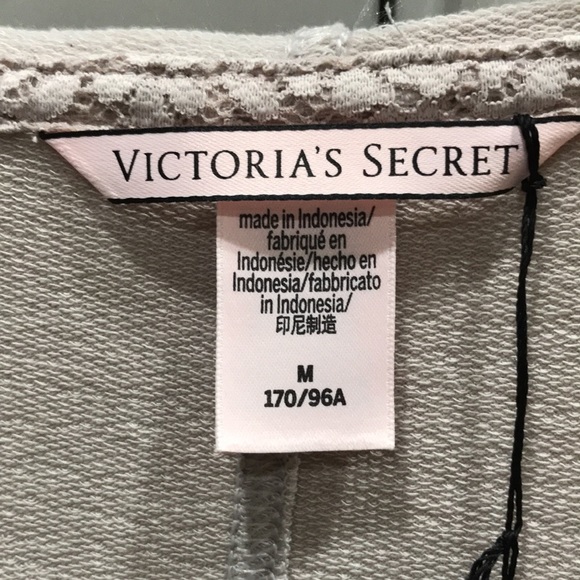 🎁VICTORIA’S SECRET Cardigan - Picture 4 of 13